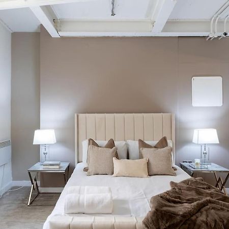 Luxury, Open Plan Apartment Bradford  Dış mekan fotoğraf