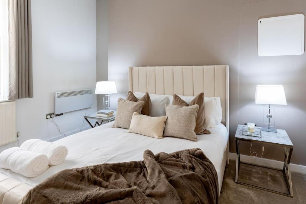 Luxury, Open Plan Apartment Bradford  Dış mekan fotoğraf